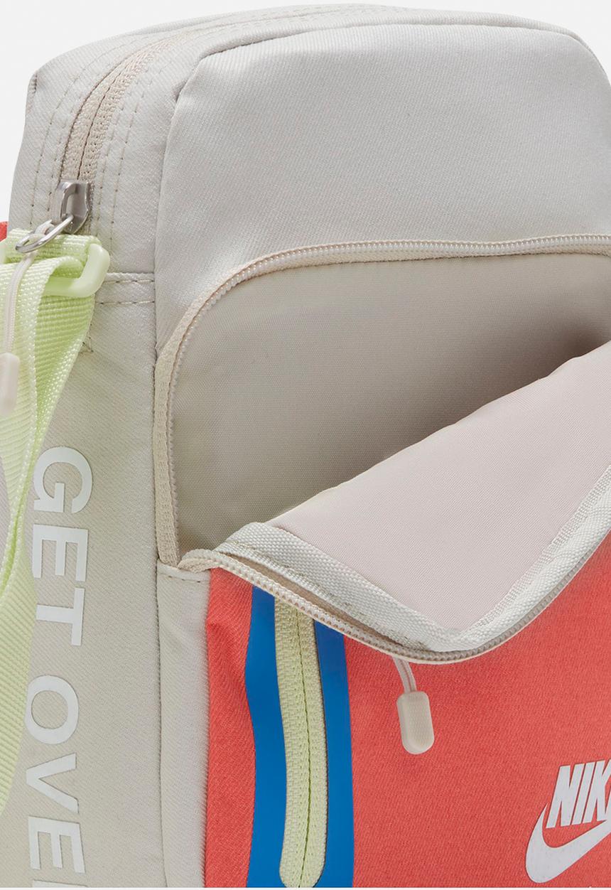 Nike - Nike tech crossbody - Nike Air - light bone/magic ember/white