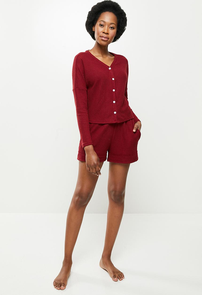 STYLE REPUBLIC - Waffle sleep top & shorts set - red
