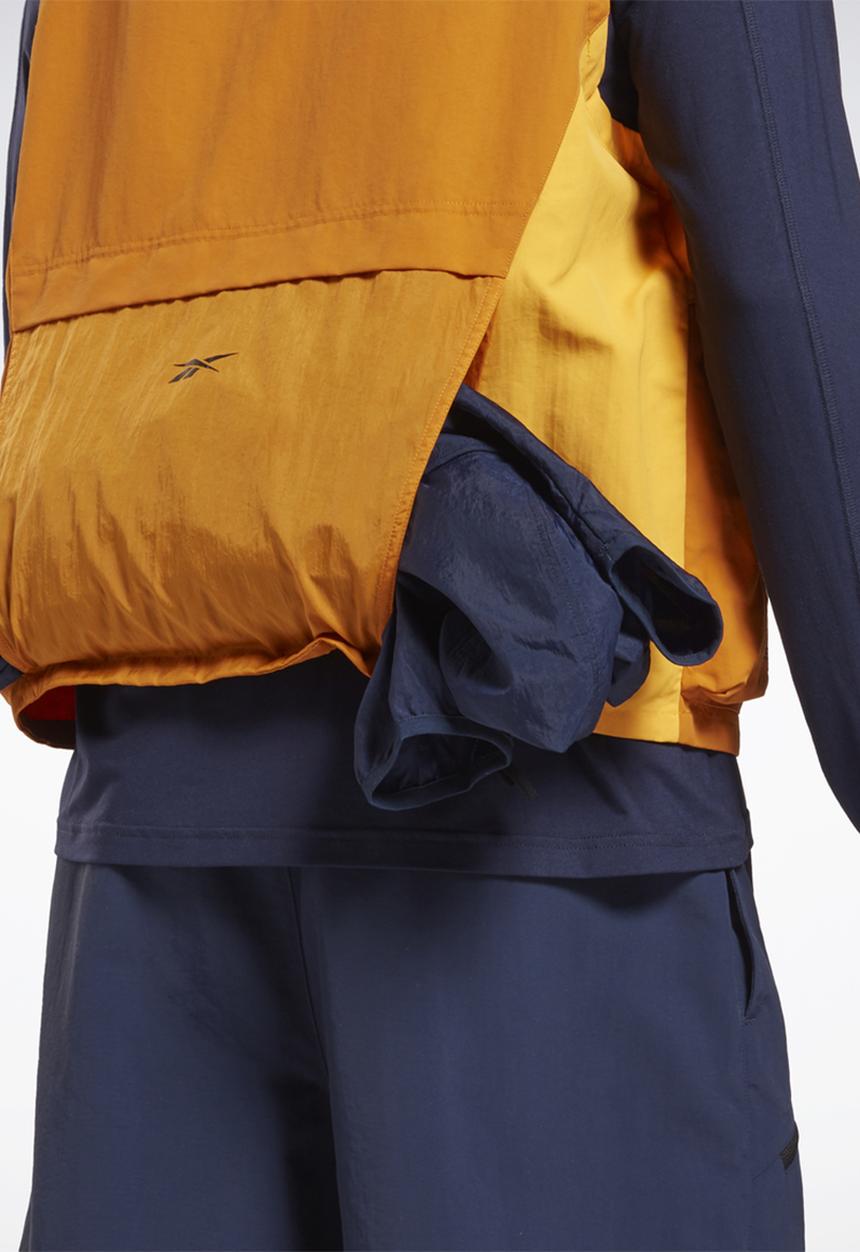 Reebok - Ts road trip vest jackets - radiant ochre