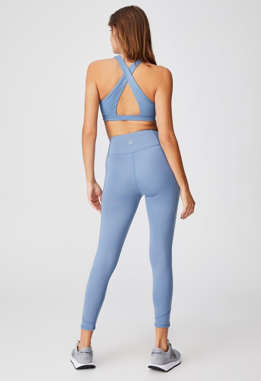 Cotton On - Workout cut out crop - copen blue texture
