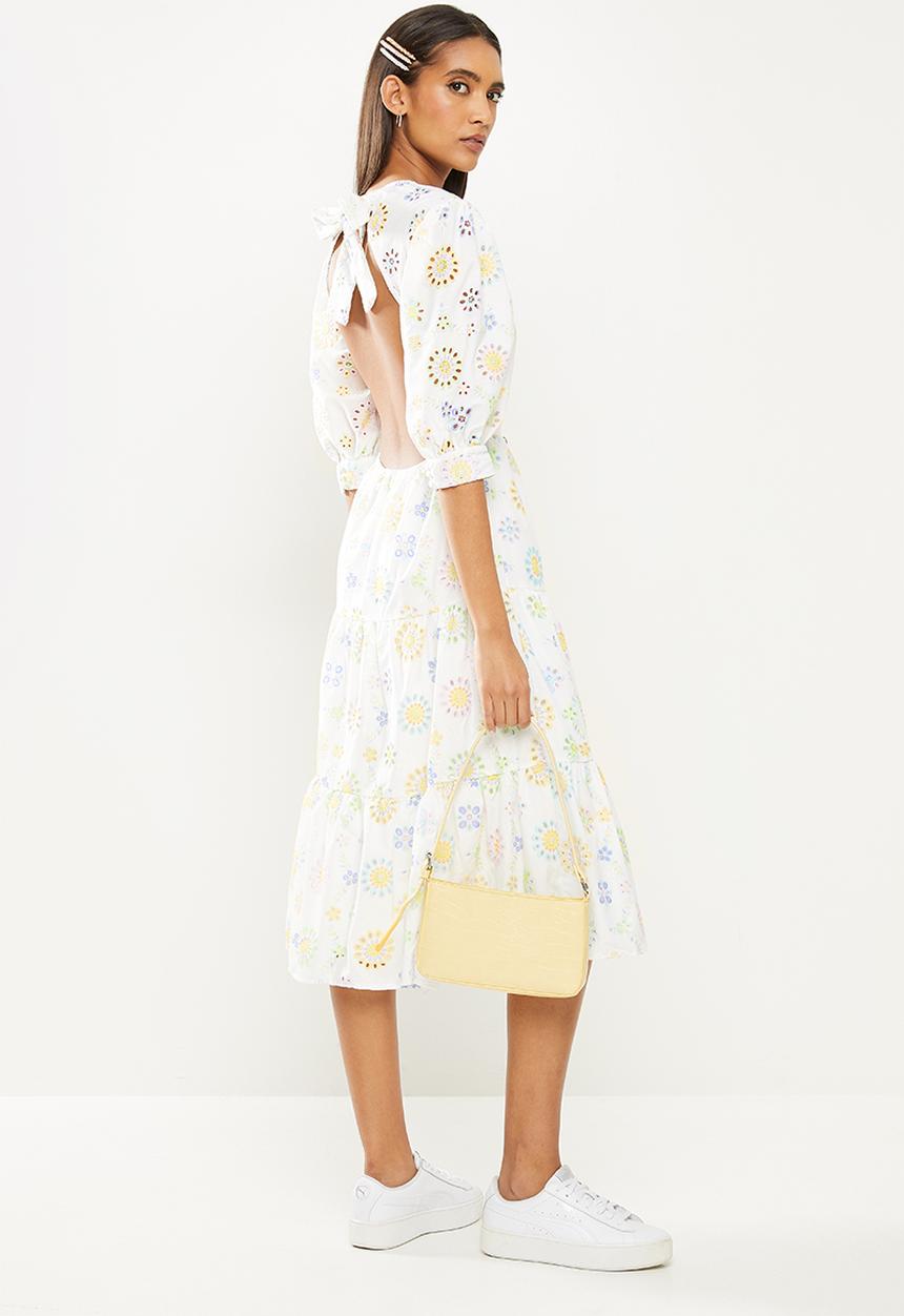 Glamorous - Shell knitted dress - white pastel broderie