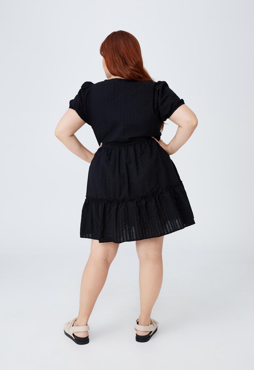 Cotton On - Curve woven tessa babydoll mini dress - black