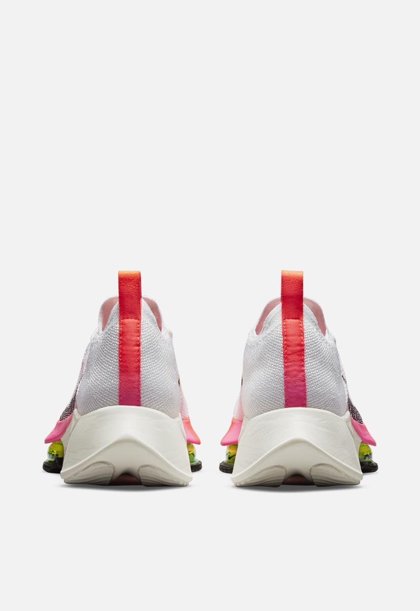 Nike - Nike air zoom tempo next% - white/black-washed coral-pink blast