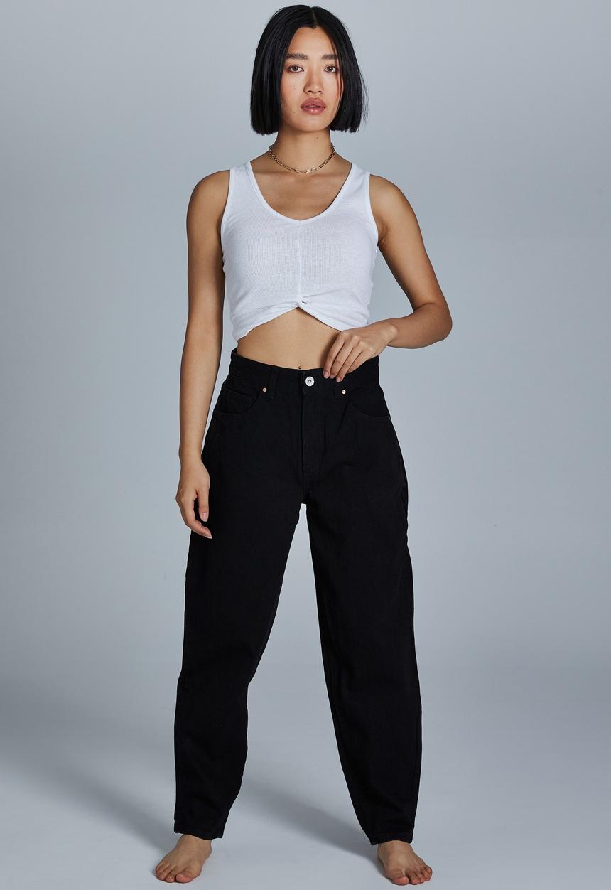 Cotton On - Petite slouch mom jean - black