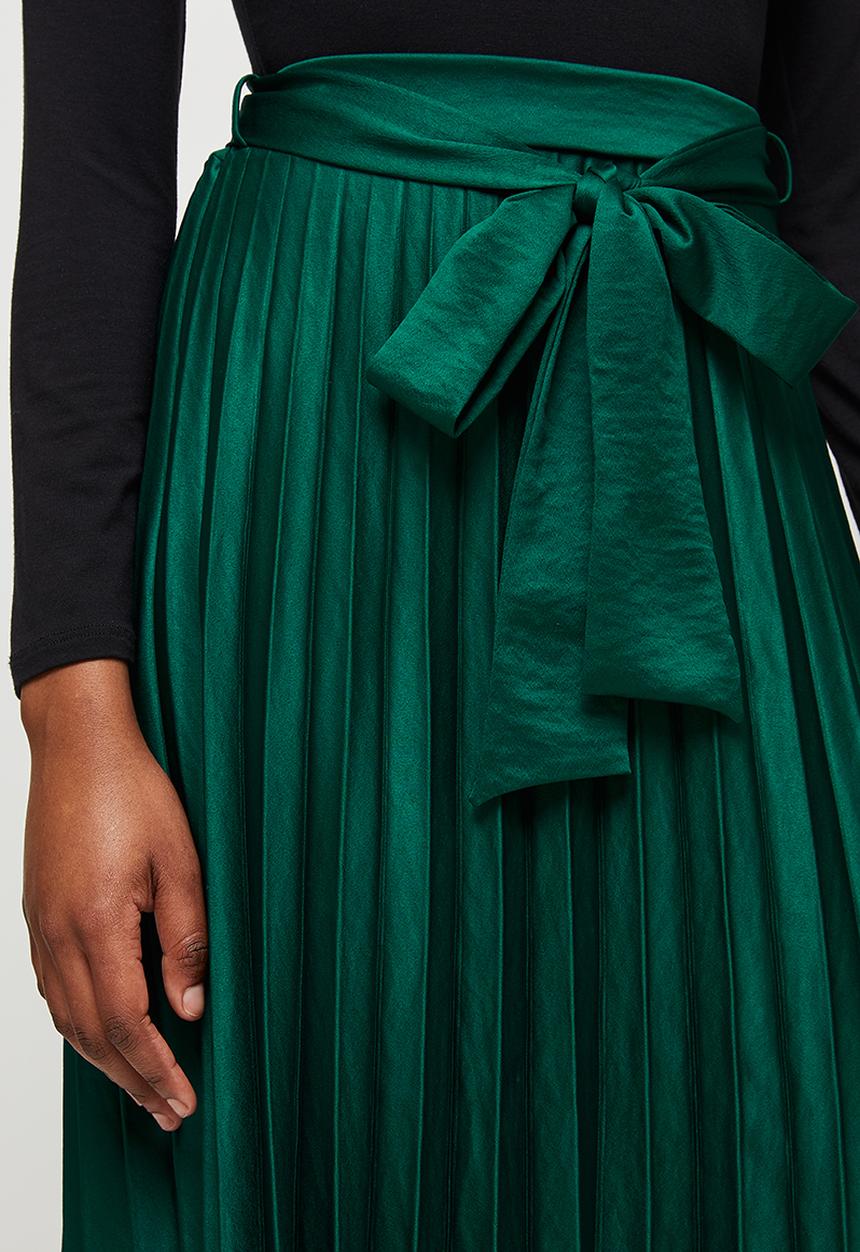 MILLA - Pleated skirt with ties - emerald