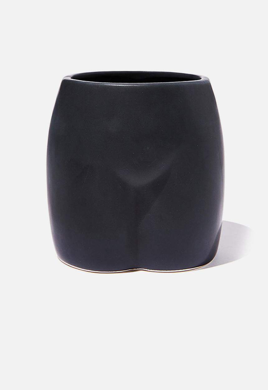 Typo - Midi shaped planter-matte black butt!