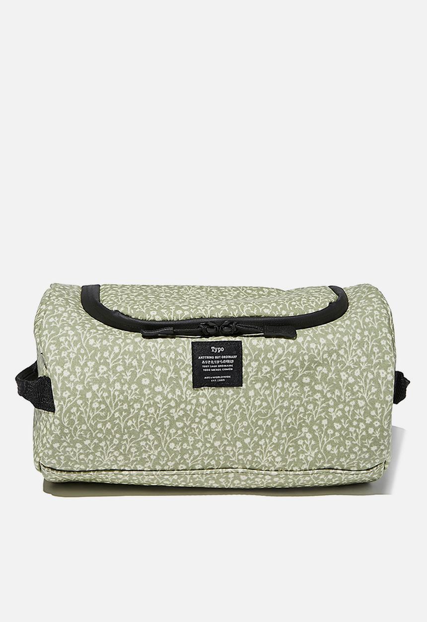 Typo - Explorer carry case-gum leaf meadow ditsy