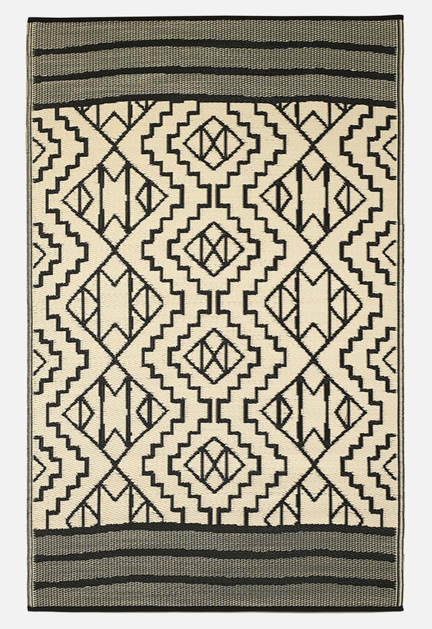 Fab Habitat - Kilimanjaro outdoor rug- black