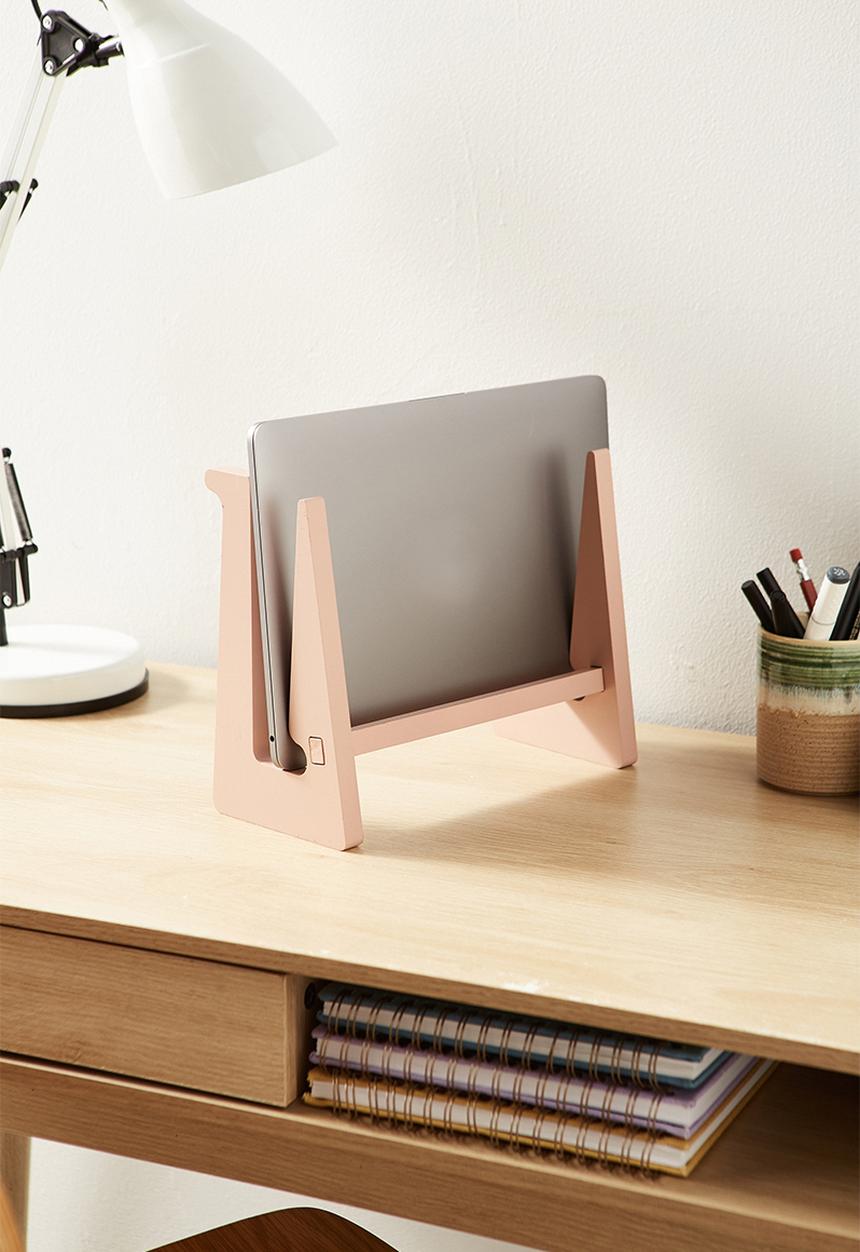 Typo - Collapsible laptop stand-nude pink