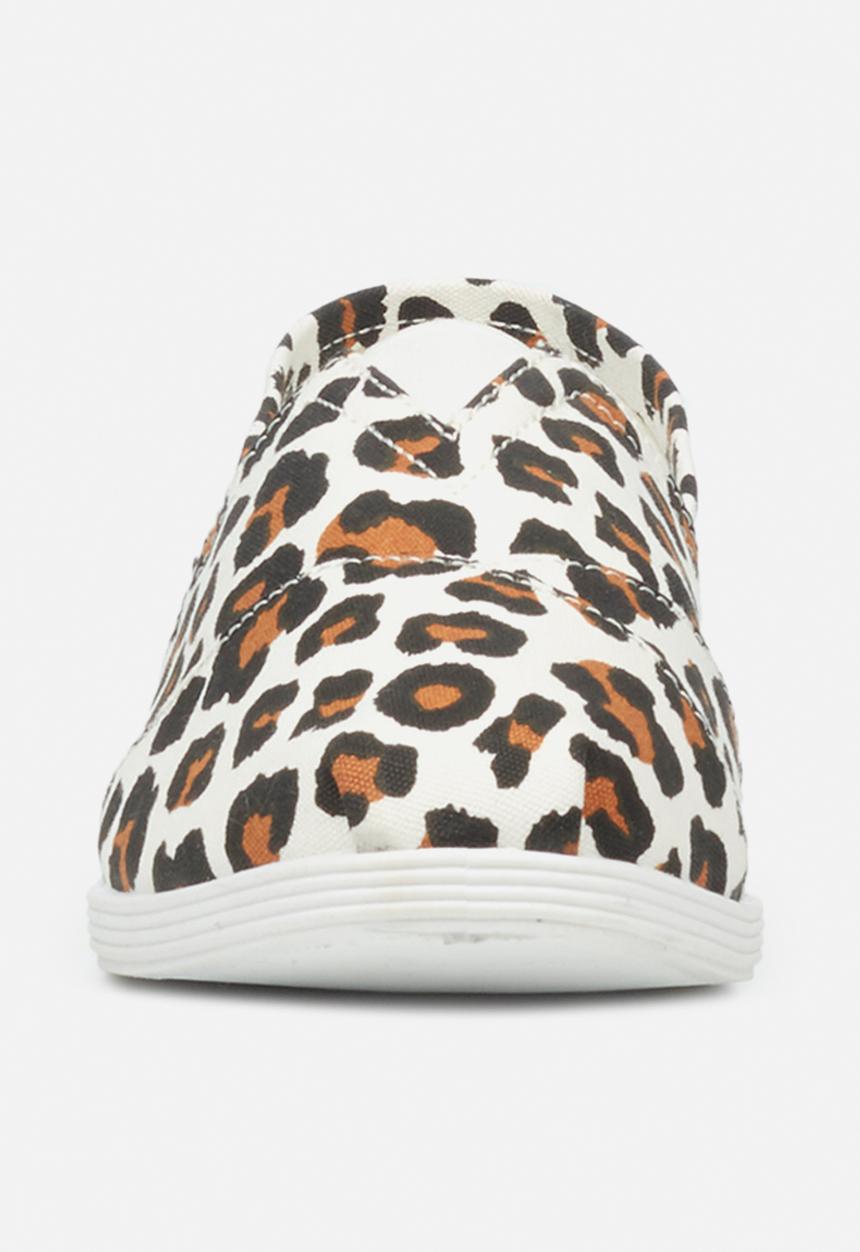 Viabeach - Tams2 slip on - white & brown 