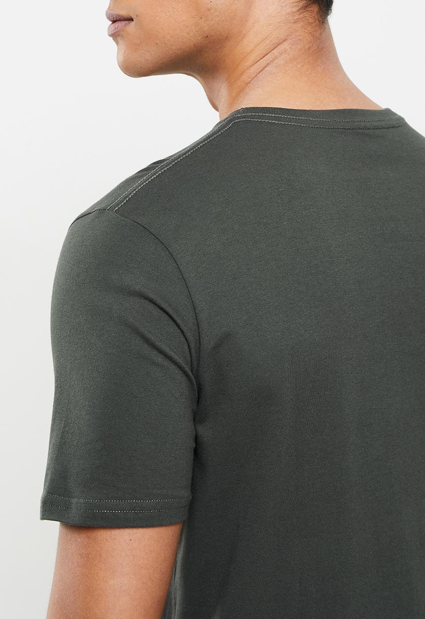 RVCA - Small RVCA short sleeve  tee - pirate black