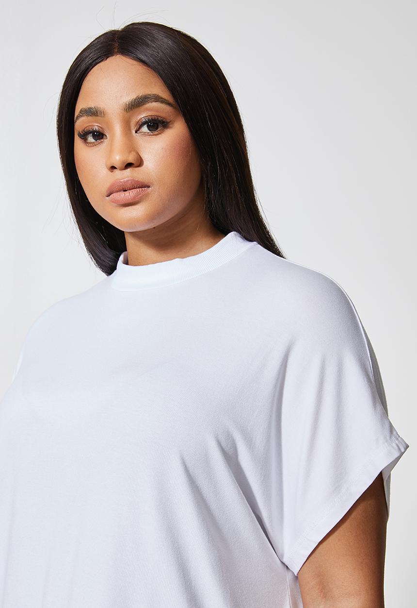 Superbalist - Easy fit tee with neck trim - white