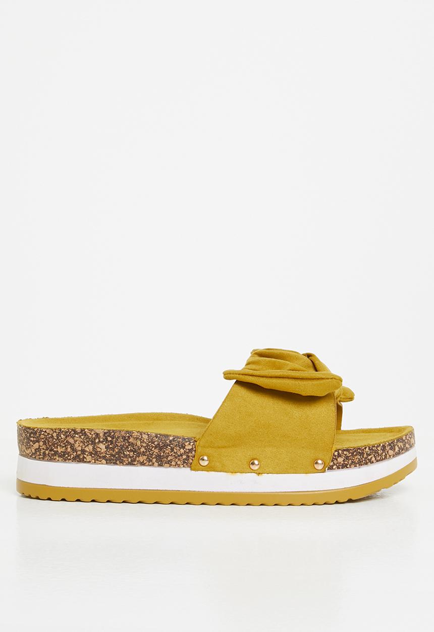 Footwork - Lizz twisted knot stacked flatform sandal - mustard