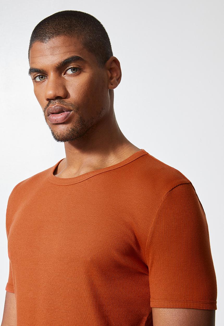 Superbalist - Brando rib muscle fit crew neck tee - rust 