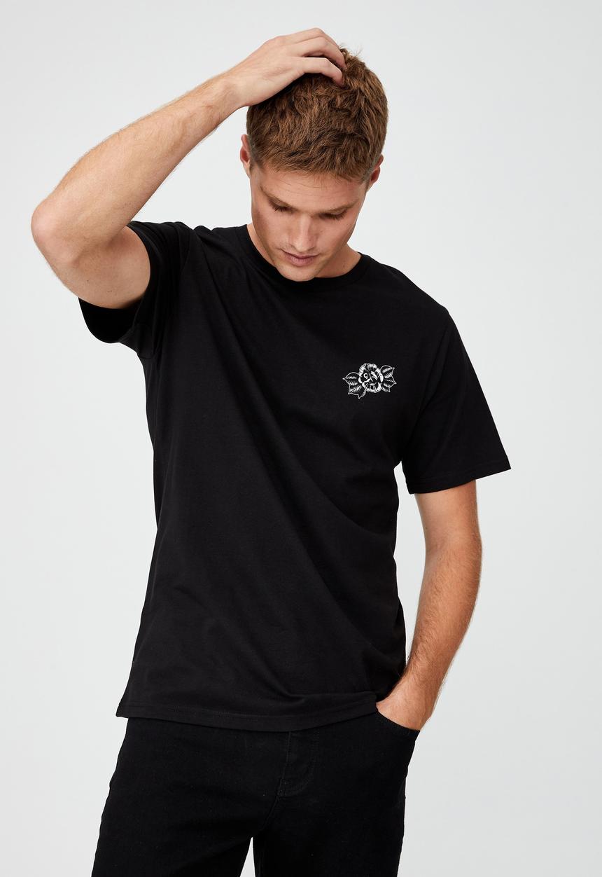 Cotton On - Tbar art t-shirt - black