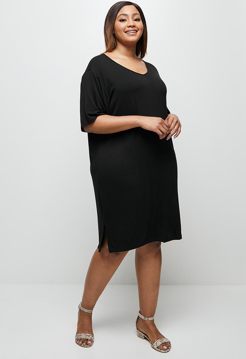 edit Plus - Oversized v-neck T-shirt dress - black