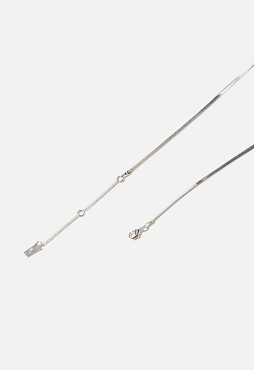 Rubi - Premium single chain necklace - silver