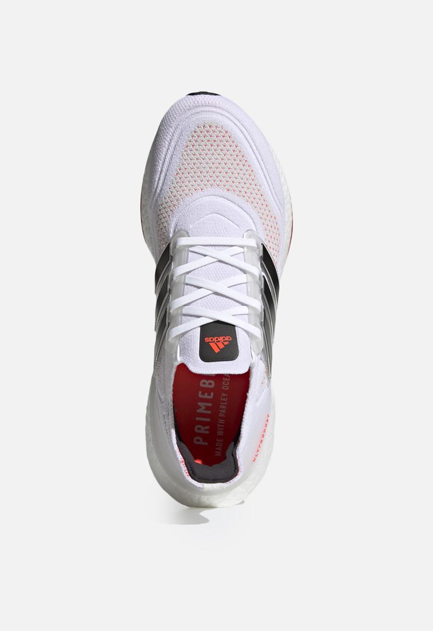 adidas Originals - Ultraboost 21