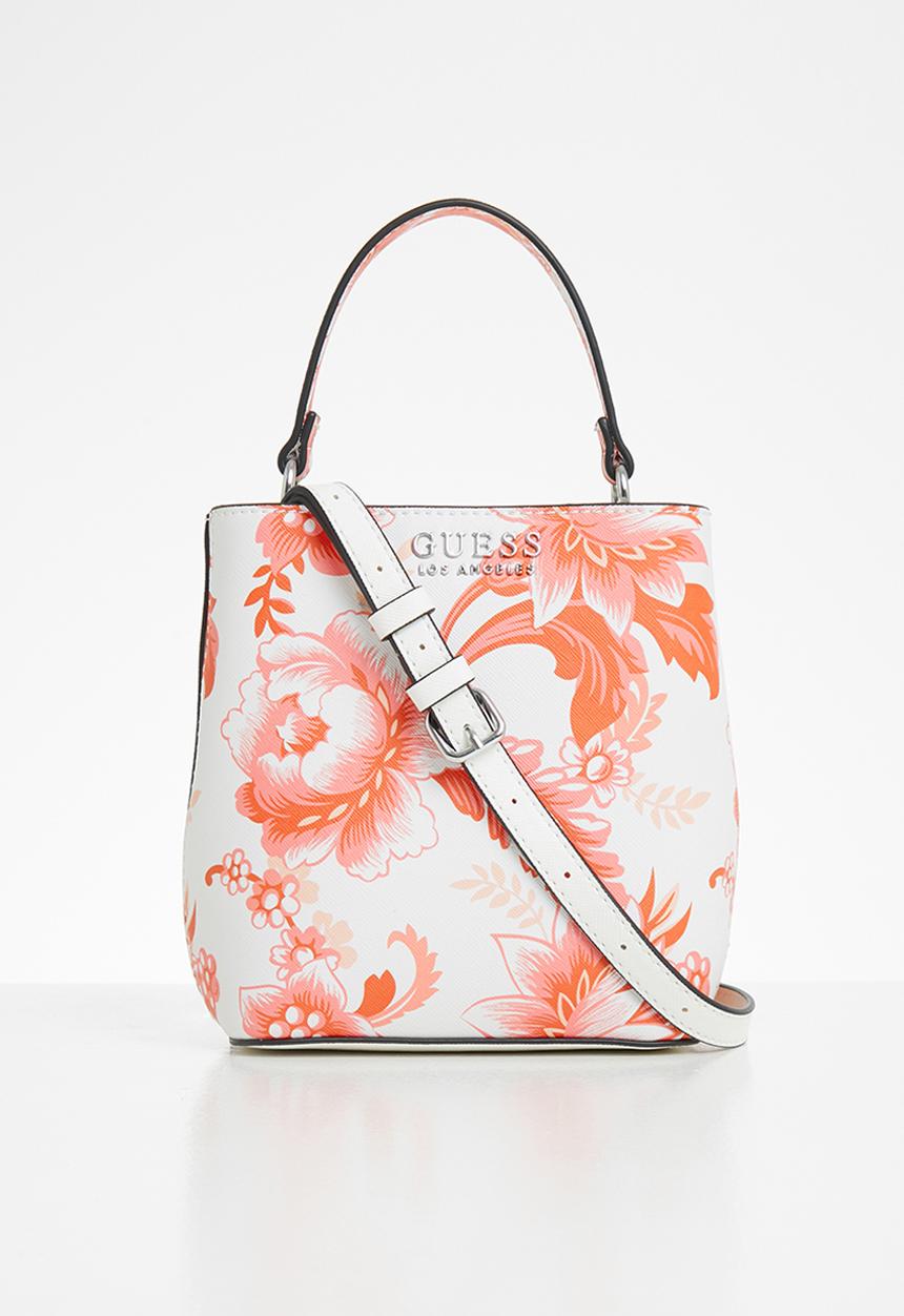GUESS - Karlan mini bucket crossbody - pink & white 