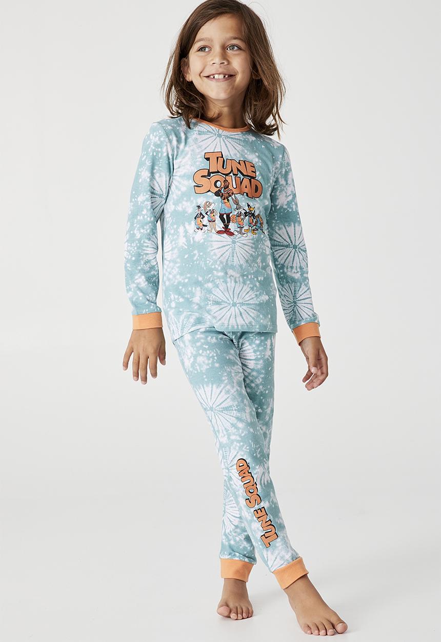 Cotton On - Orlando long sleeve pyjama set licensed - lcn wb group shot blue ice tie dye