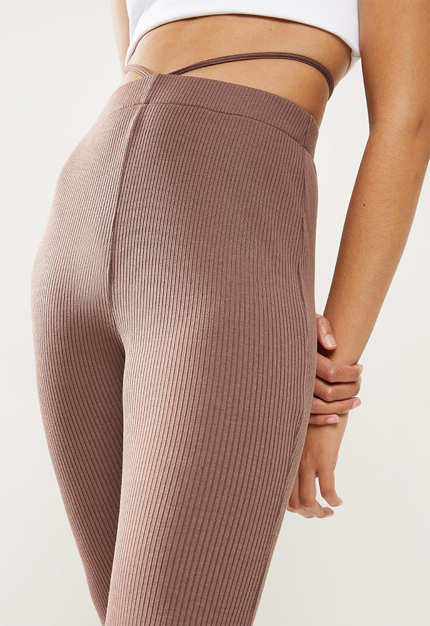 Blake - Flare leg trouser with flossing detail - cognac 