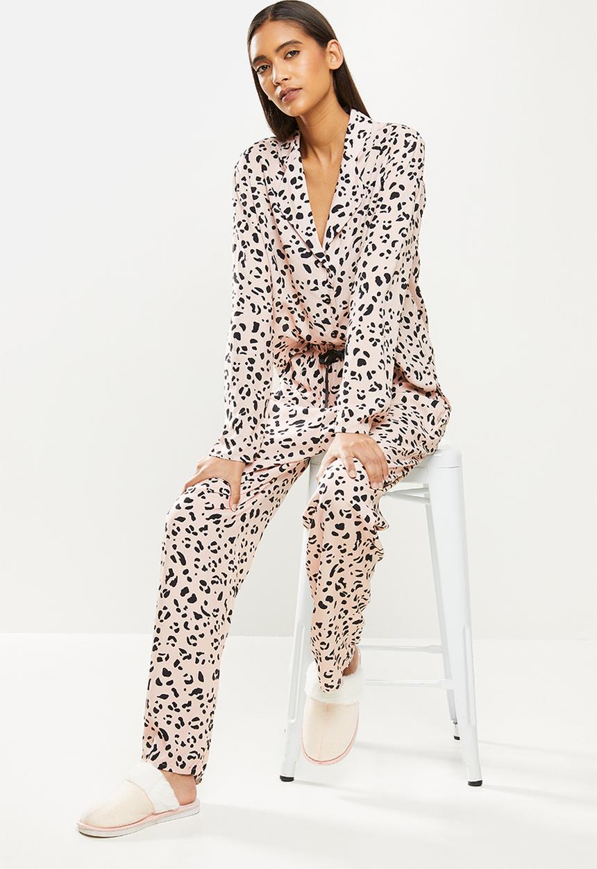 Superbalist - Sleep shirt & pants set - neutral & black