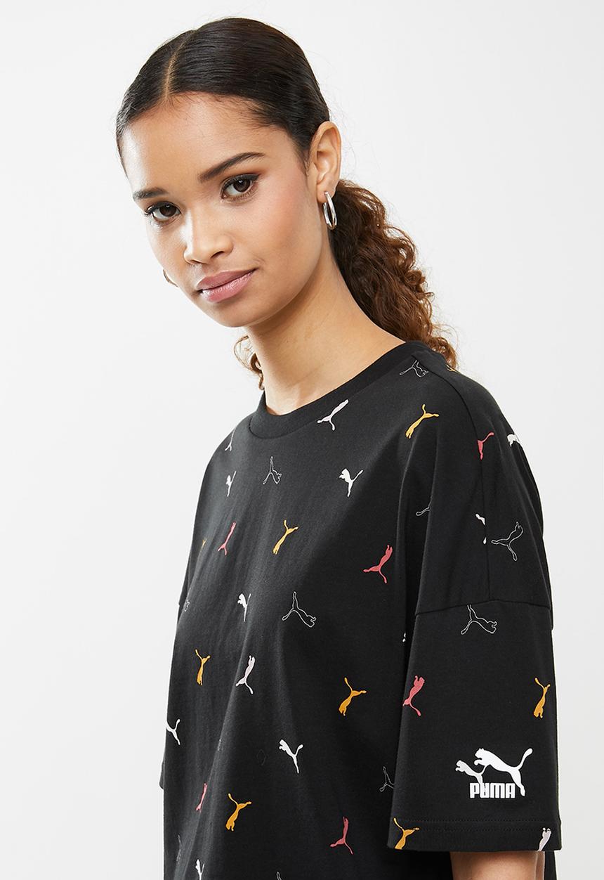 PUMA - Classics graphics aop boyfriend tee - puma black