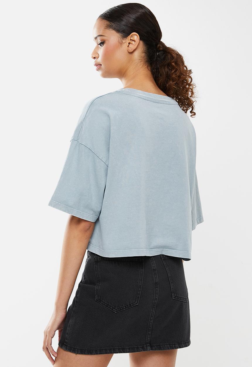 Cotton On - Chopped boyfriend tee - cherub/sunfaded denim