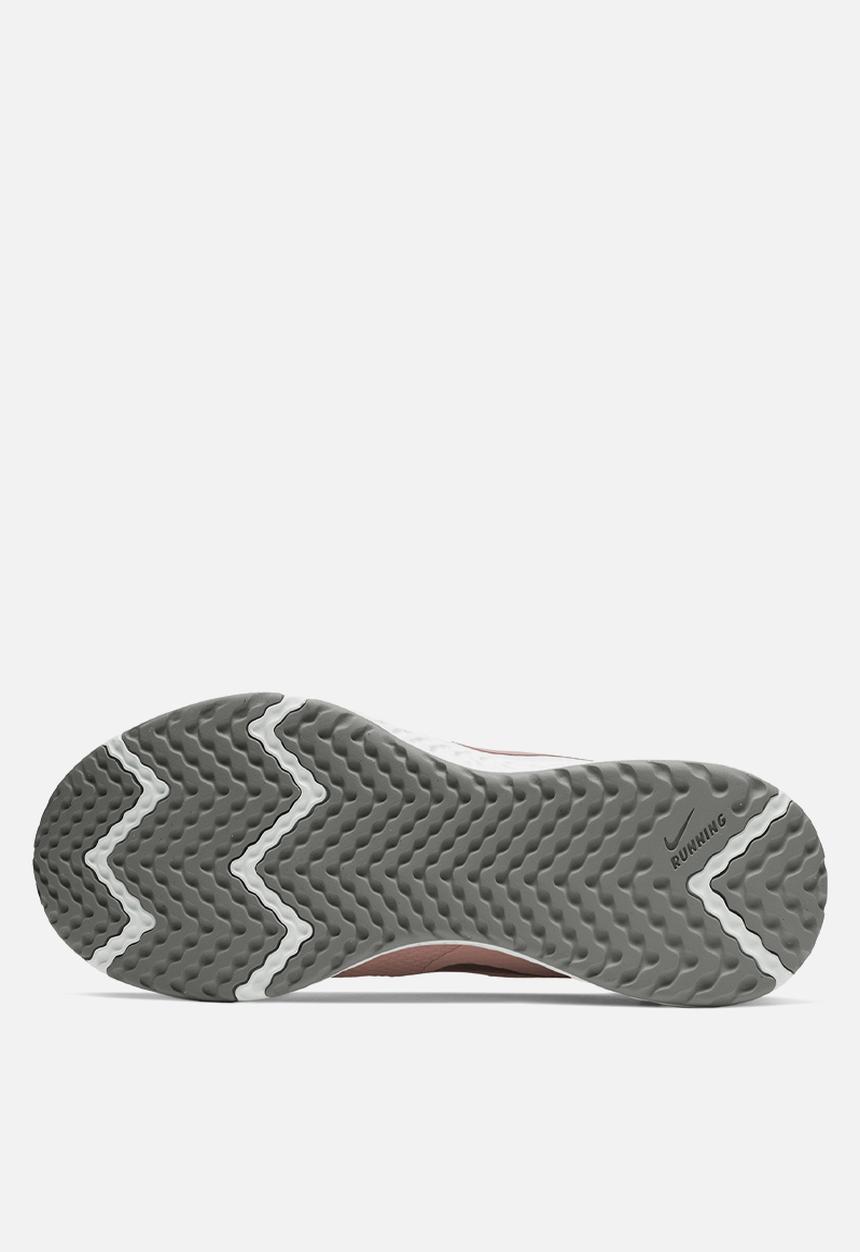 Nike - Wmns Nike revolution 5 - barely rose/hydrogen blue-mtlc pewter