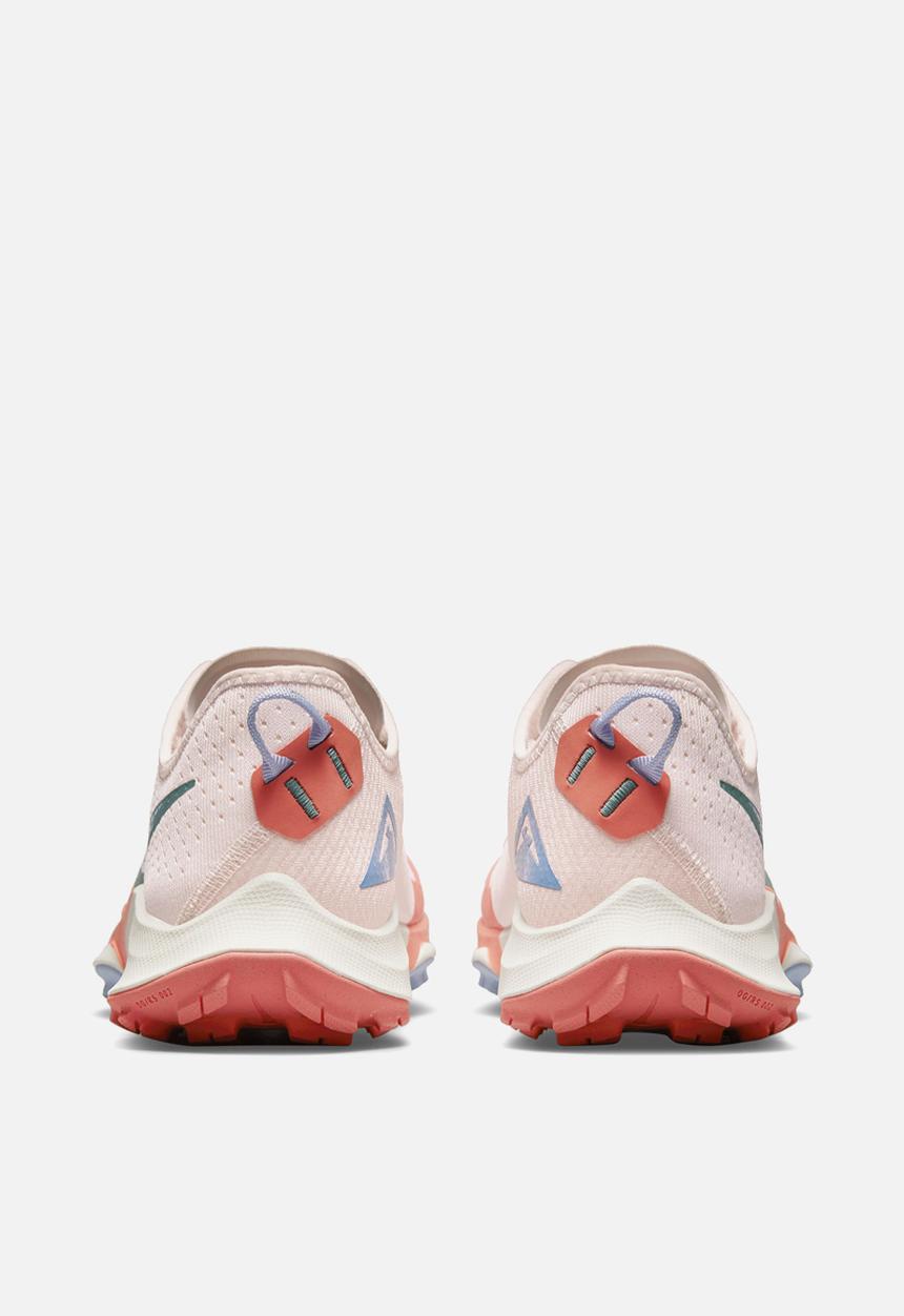 Nike - Air Zoom Terra Kiger 7 - light soft pink/bicoastal-magic ember