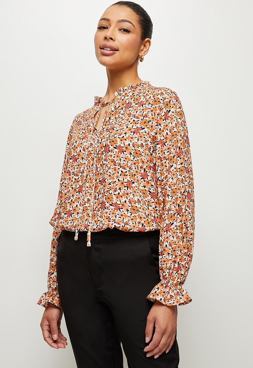 edit - Piecrust peasant blouse - rust shades floral