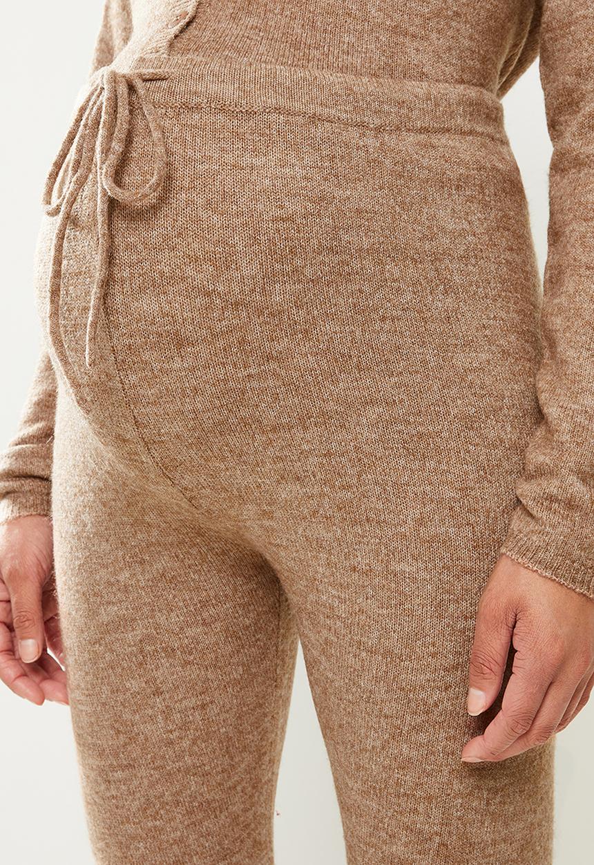 Cotton On - Maternity friendly split side match back pant - cocoa bean marle