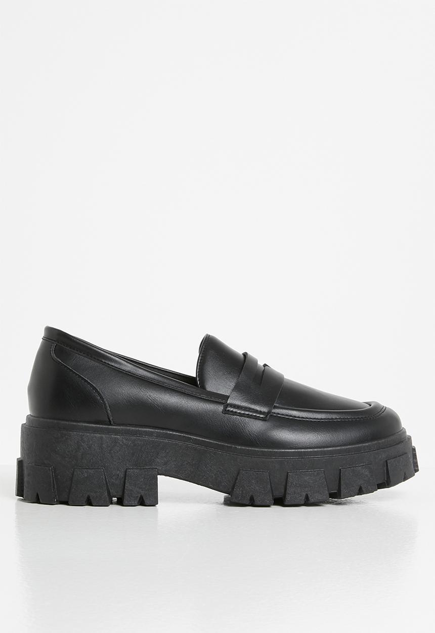 Jada - Lug sole loafer - black