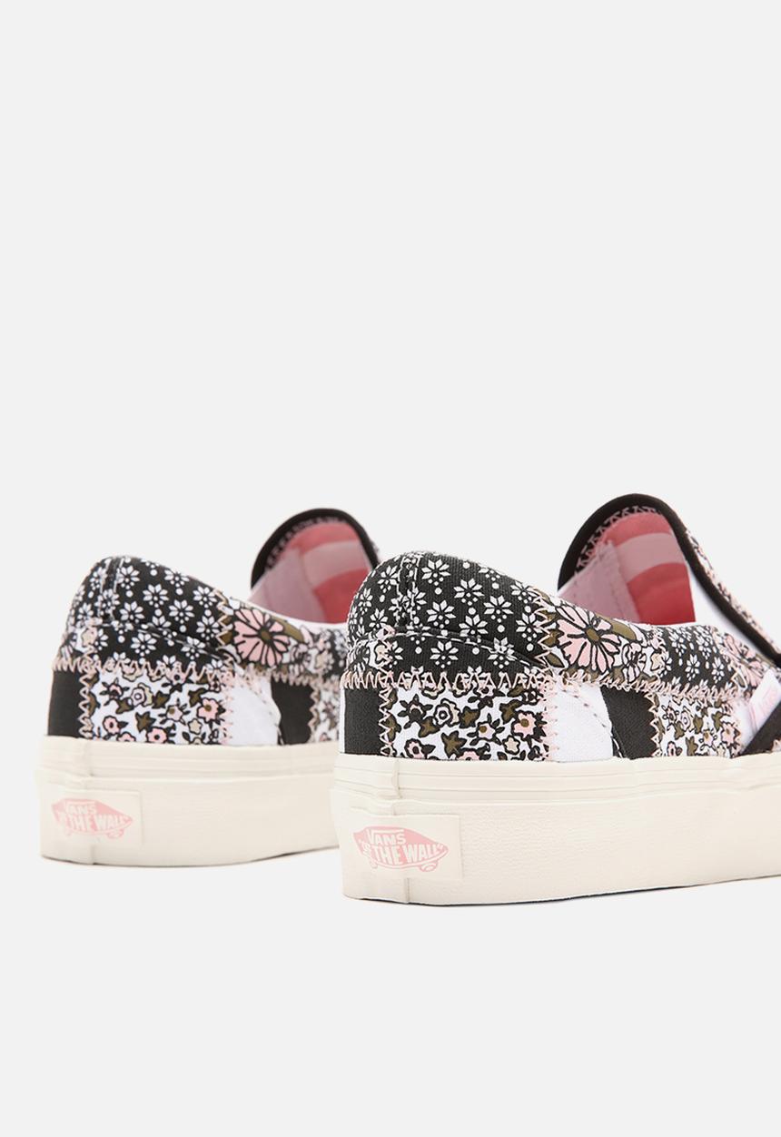 Vans - Classic slip-on - (patchwork floral) multi/marshmallow