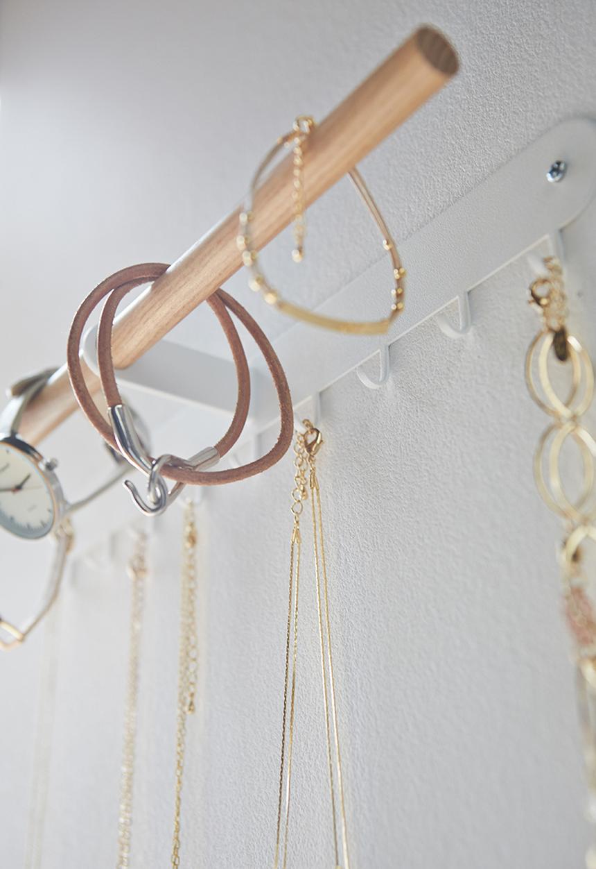 Yamazaki - Tosca wall mounted accessory rack - white