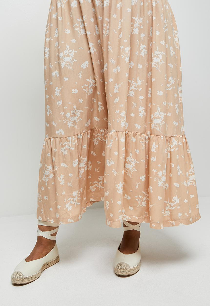 edit Plus - Cuff detail tiered maxi - neutral based floral