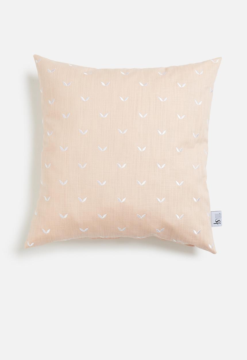 Sixth Floor - Leafy embroidered cushion cover - pink