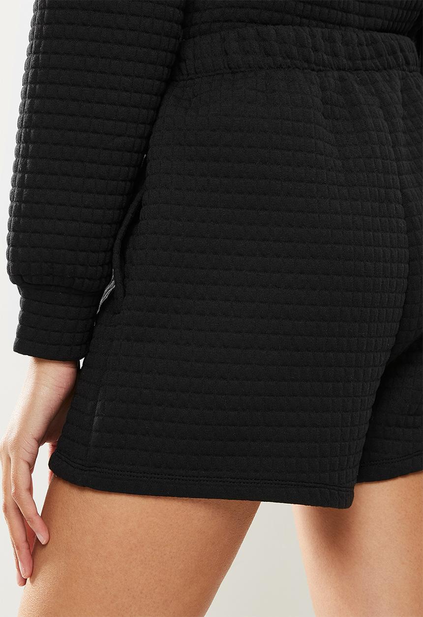 Blake - Quilted jogger shorts - black 