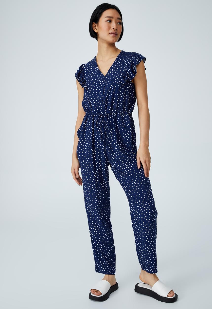 Cotton On - Woven petite tara jumpsuit - billie ditsy medieval blue
