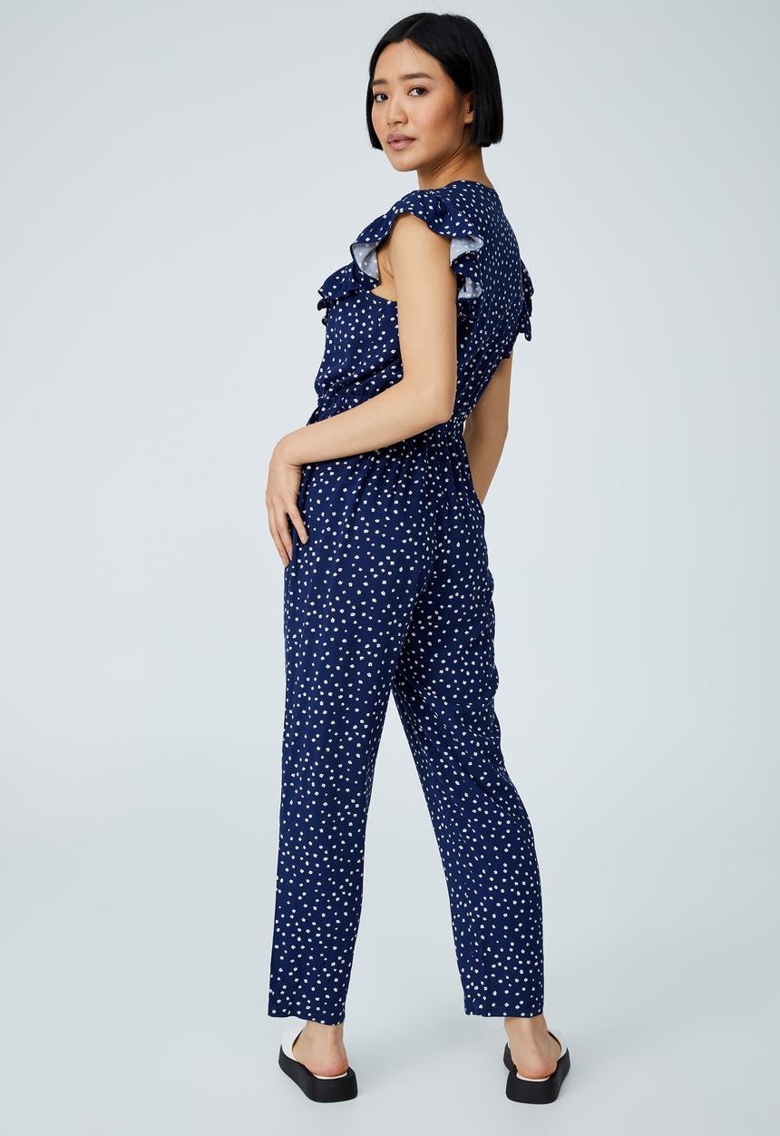 Cotton On - Woven petite tara jumpsuit - billie ditsy medieval blue