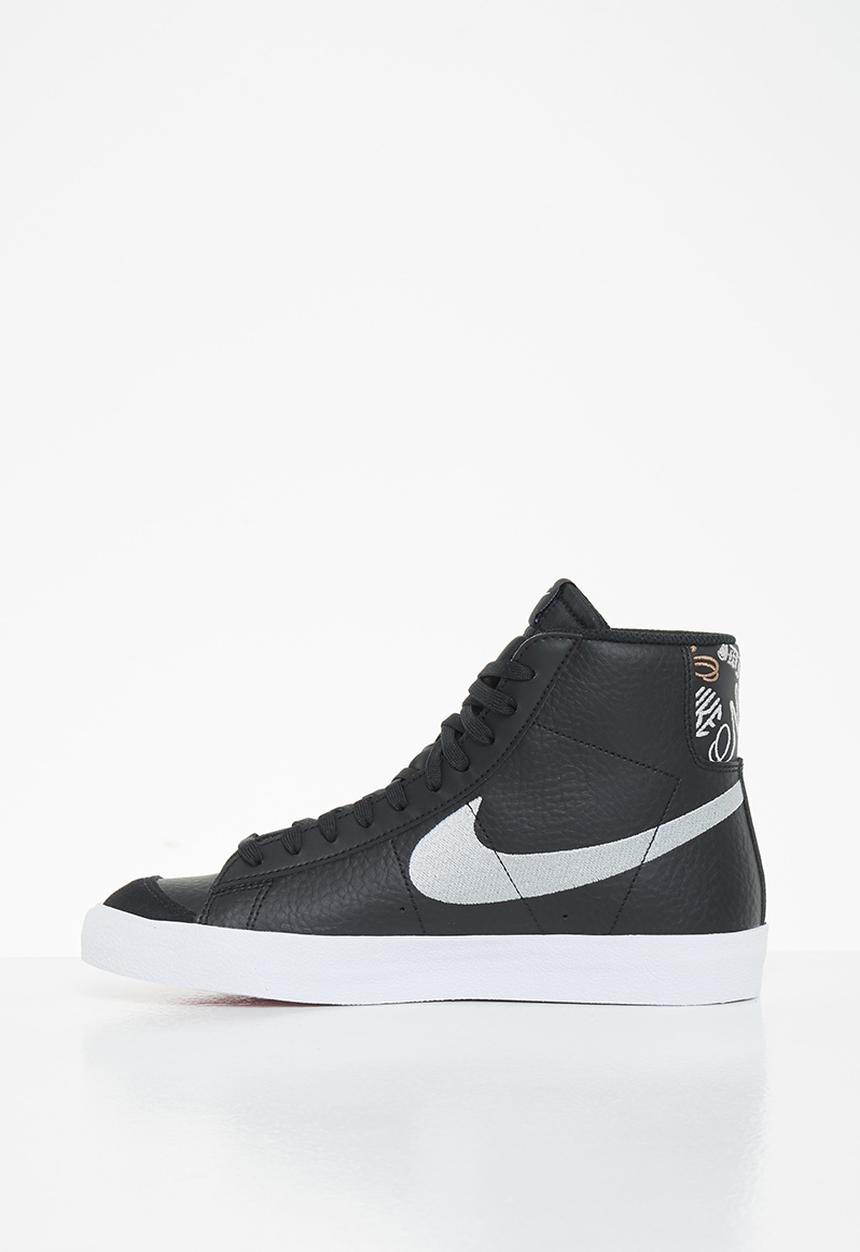 Nike - Nike blazer mid '77 se - black & cashmere-lt smoke grey-pink foam
