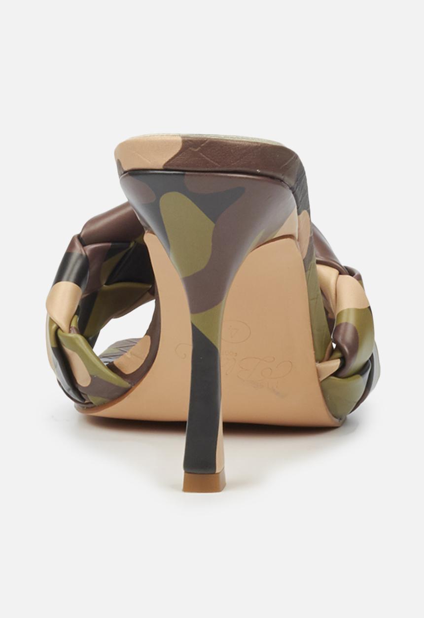 Miss Black - Ammo1 mule heel - green
