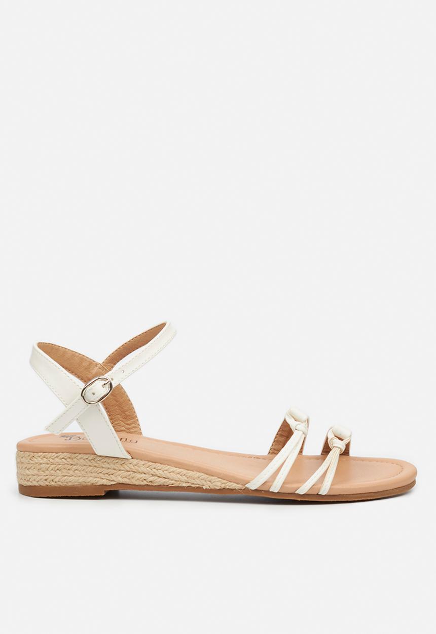 Butterfly Feet - Kaslo 1 sandal - white