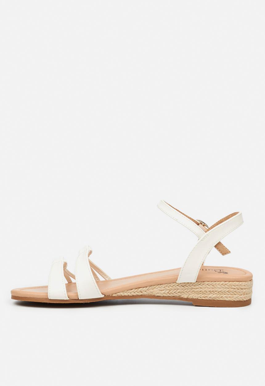 Butterfly Feet - Kaslo 1 sandal - white