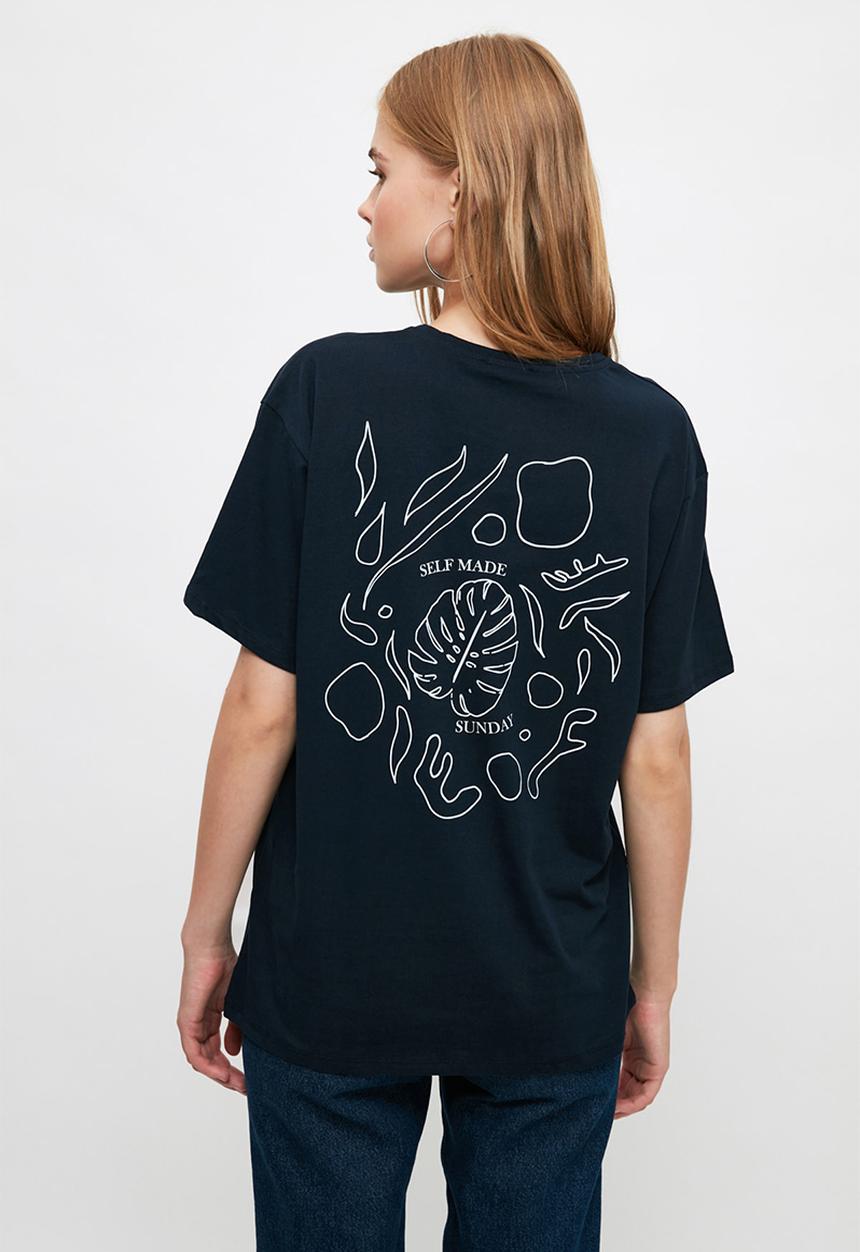 Trendyol - Printed boyfriend knitted t-shirt - navy
