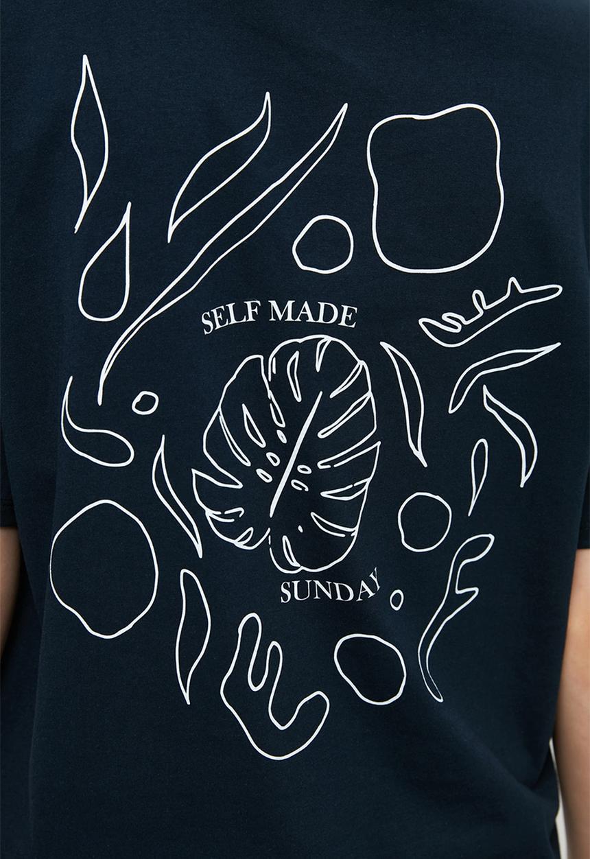 Trendyol - Printed boyfriend knitted t-shirt - navy
