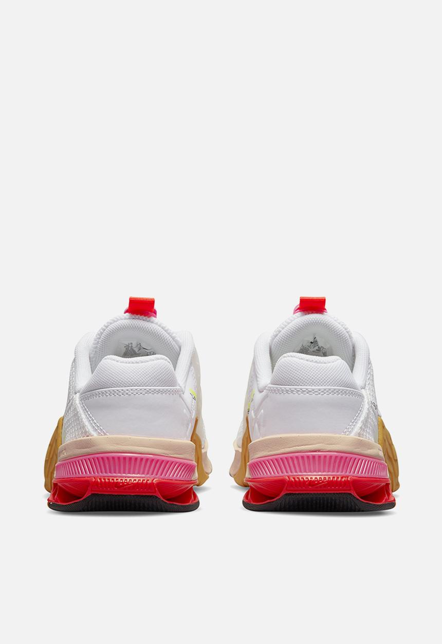 Nike - Metcon 7 X - white/black-pollen-bright crimson