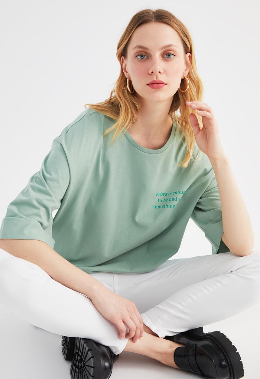 Trendyol - Boyfriend front and back printed knitted T-shirt  - green