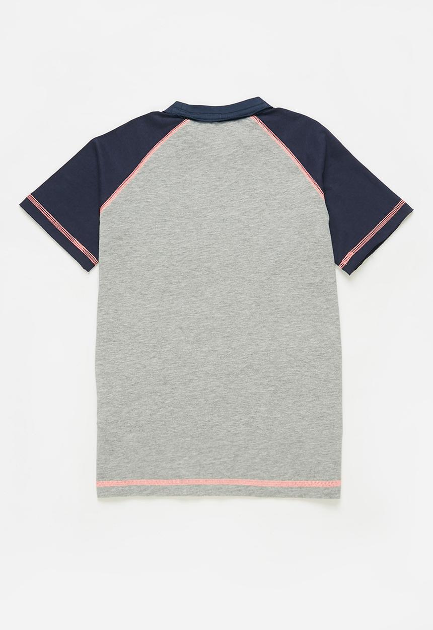 GUESS - Short sleeve raglan T-shirt - grey
