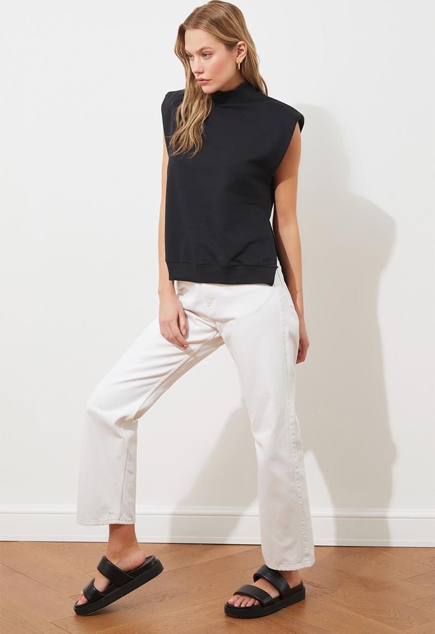 Trendyol - Knitted blouse - black